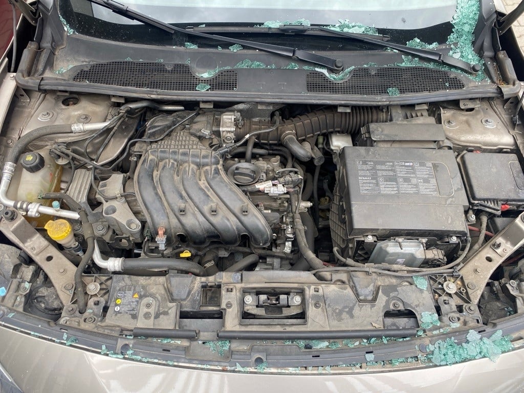 Rozpredám Renault Fluence 1.6 84kw H4M 738 - 4