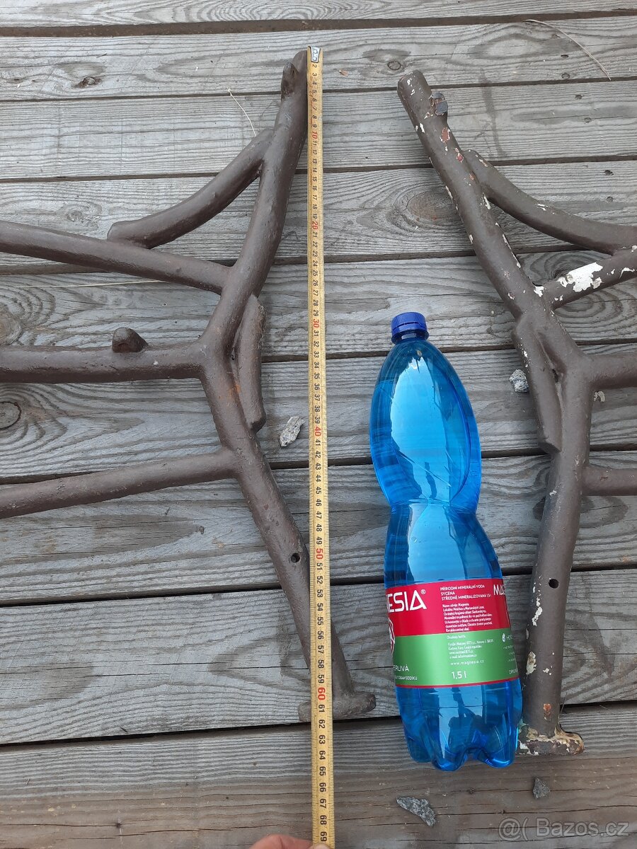 Litinová lavička bočnice - 4