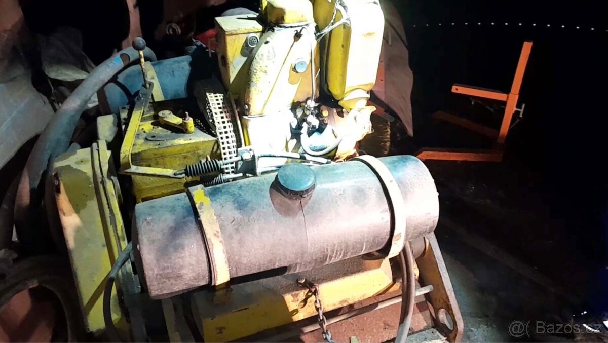 Vibrační válec Stavostroj VVW 3403 - 4