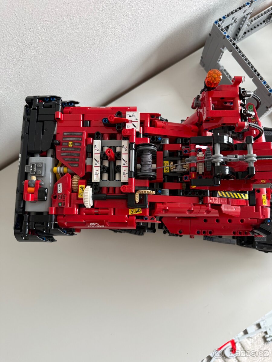 LEGO Technic 42082 - 4
