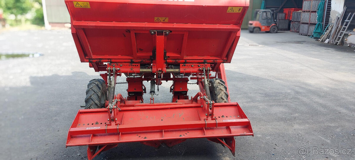 prodám sazeč brambor GRIMME GL32B - 4