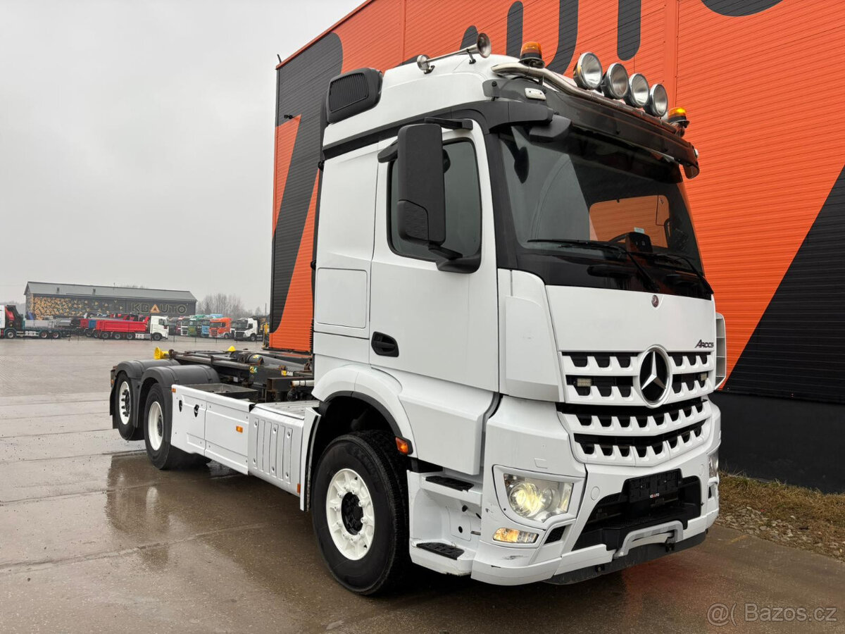 Mercedes arocs 2551 - 4