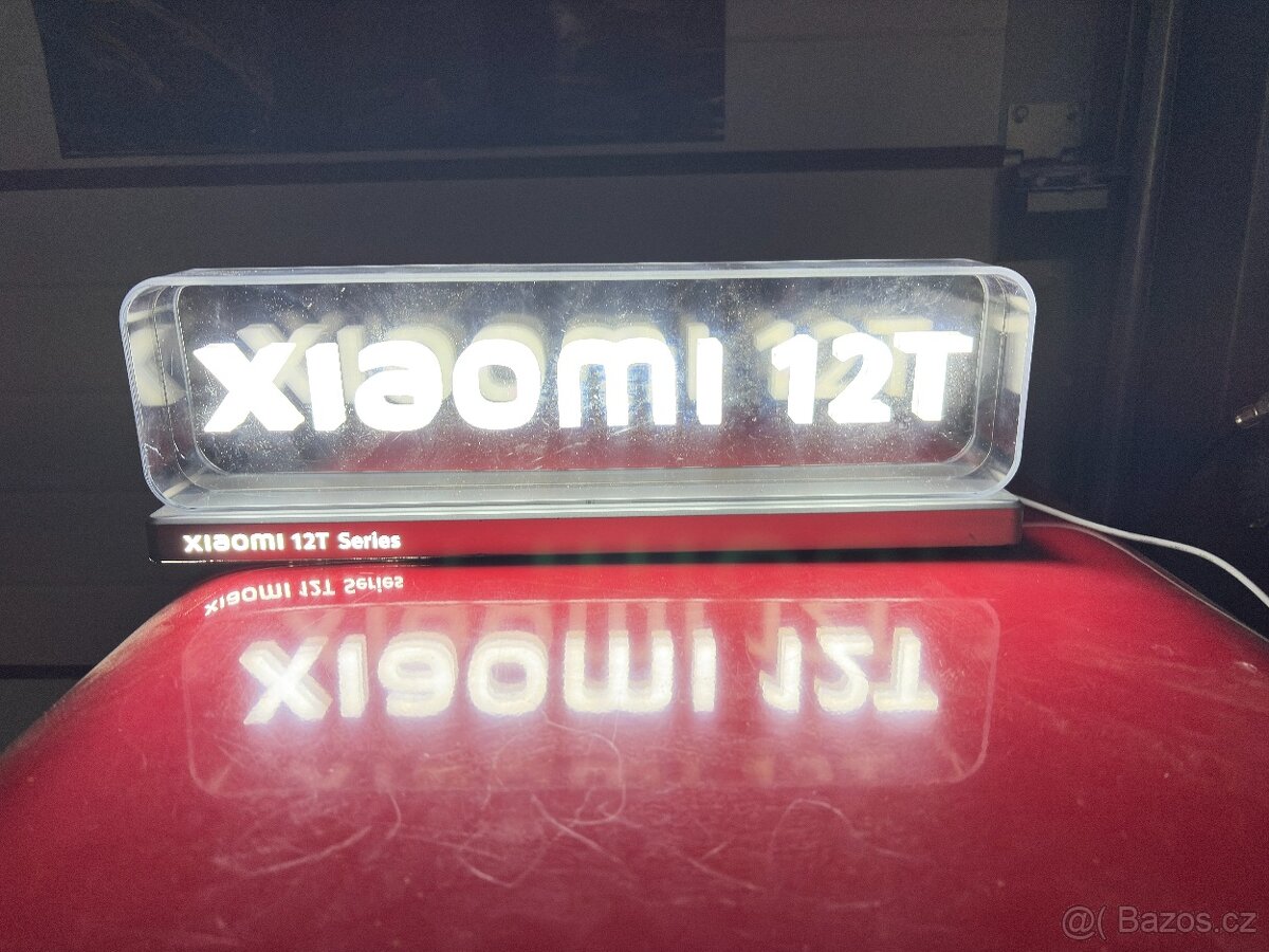 Xiaomi světelná reklama - 4