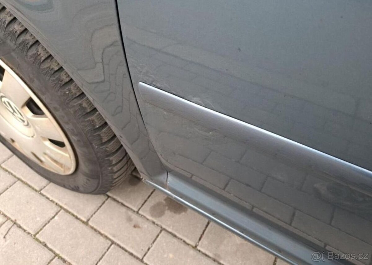 Volkswagen Golf 1,9 TDI nafta manuál 66 kw - 4