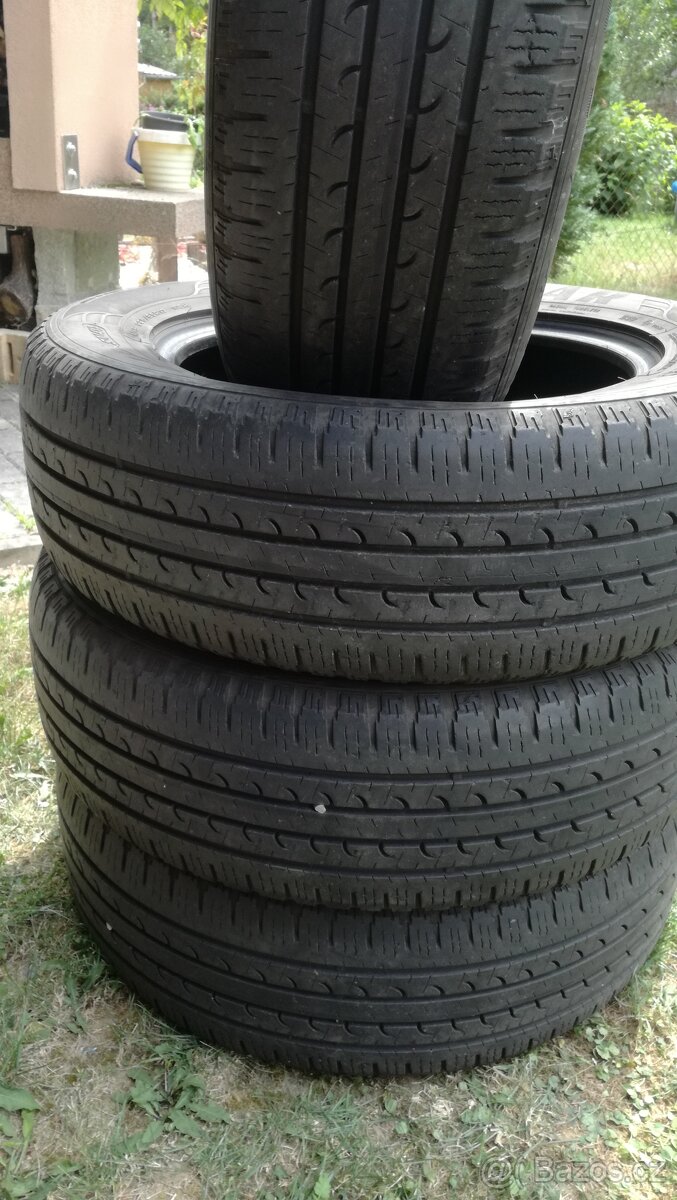 Goodyear Eficientgrip 225/65R17 M+S - 4