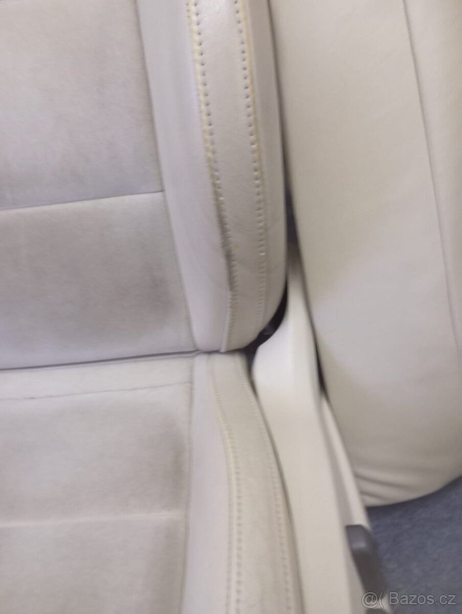 Škoda Superb 2 - světlý interiér - 4