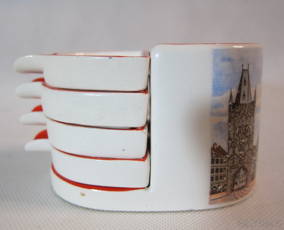 Dóza na cigarety + popelníky - TTT - 4