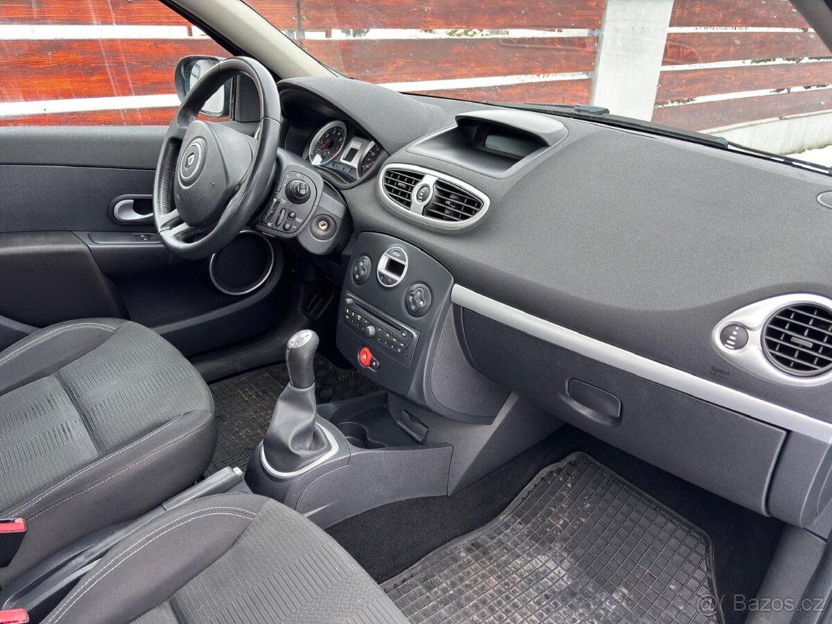 Renault Clio 1.2 - 4