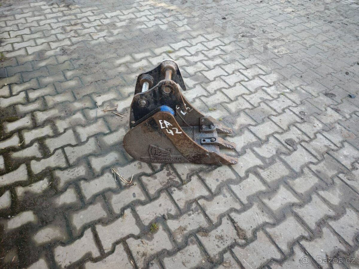 Lžíce podkopová zubatá 30 cm, EA42 - 4