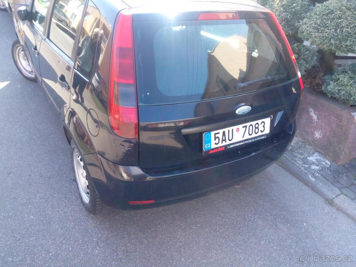 Ford fiesta - 4