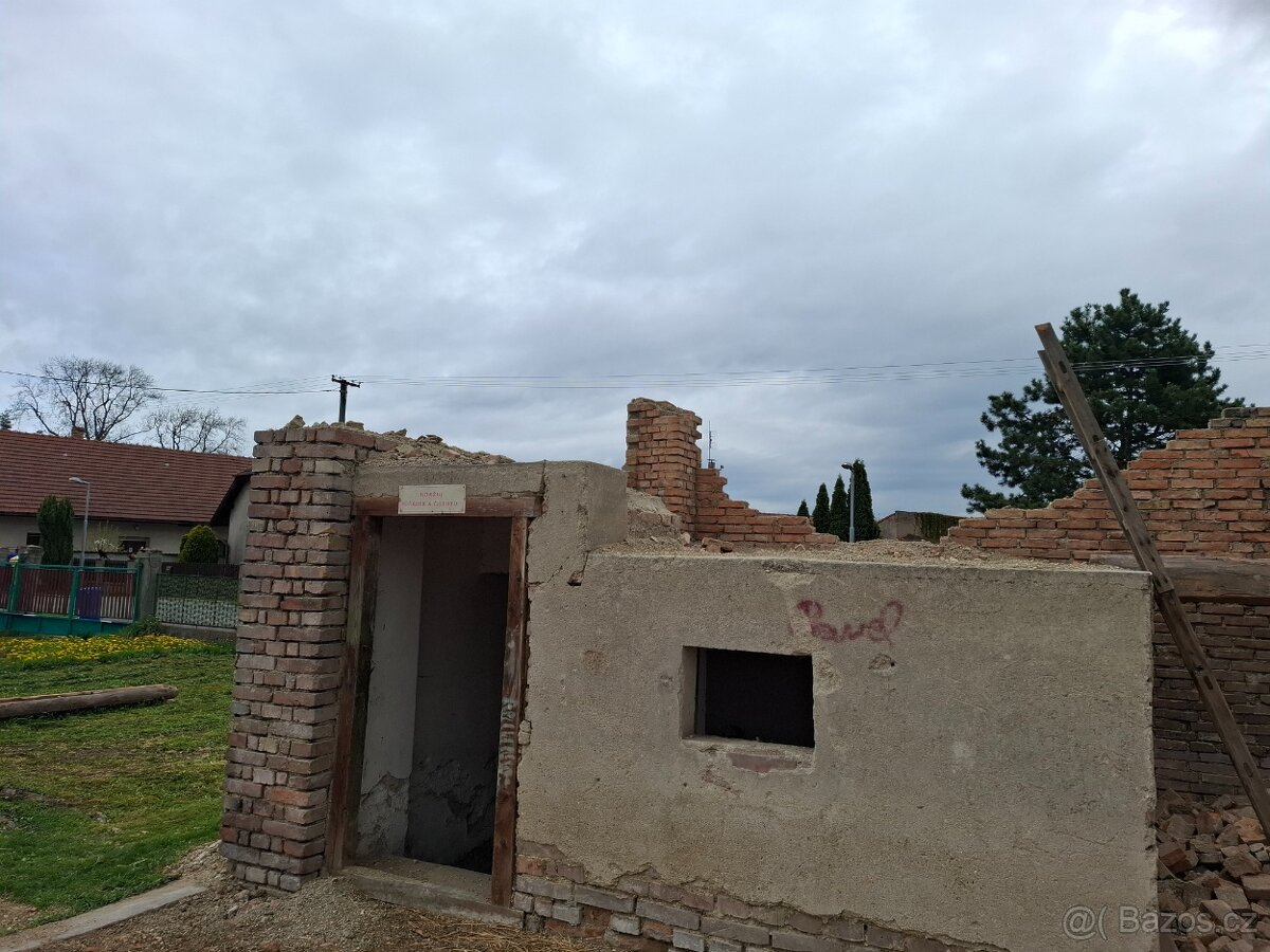 Prodám staré cihly - 4