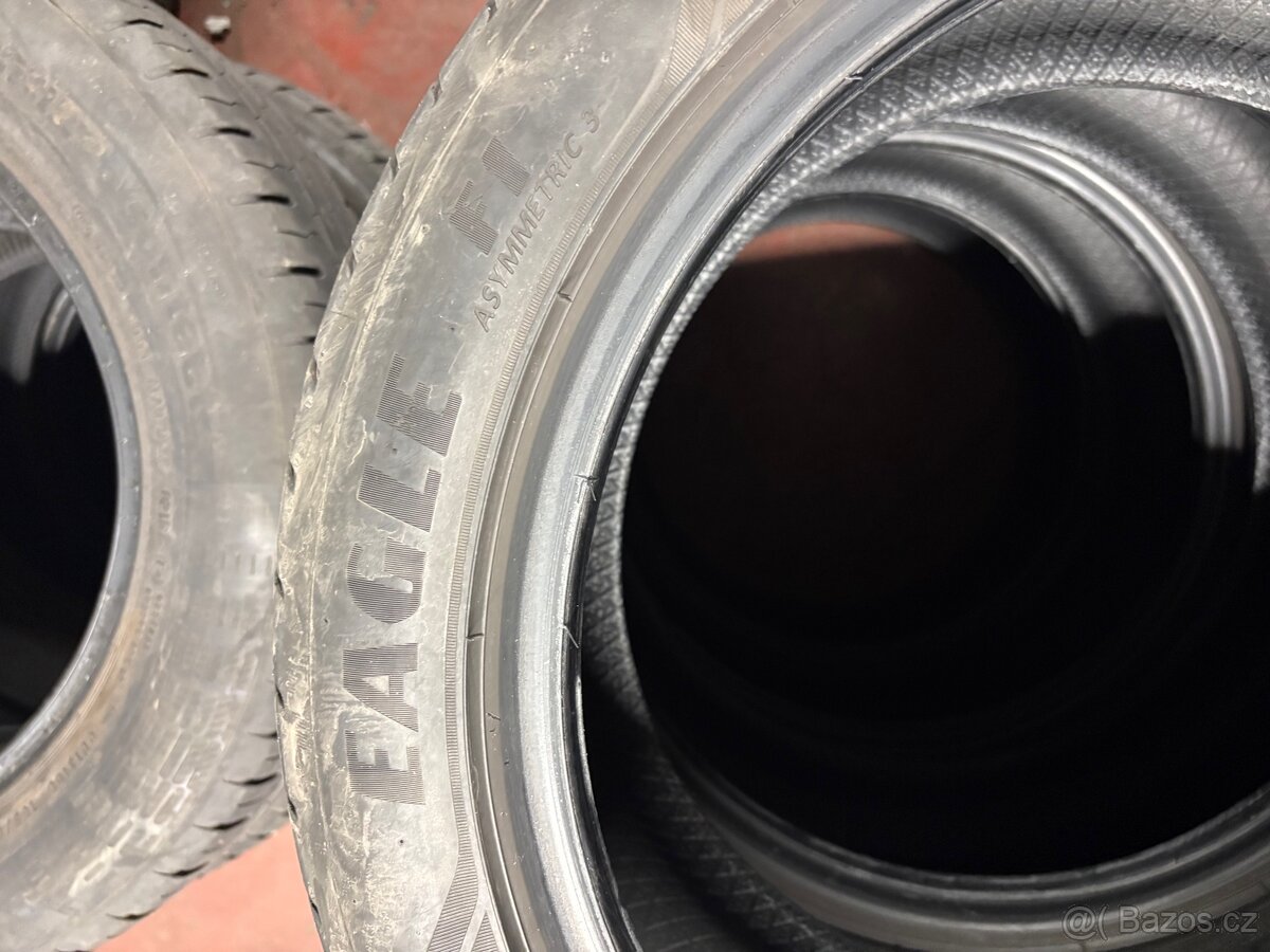 Prodám sadu Letních pneu zn. Goodyear 225/45/17 - 4