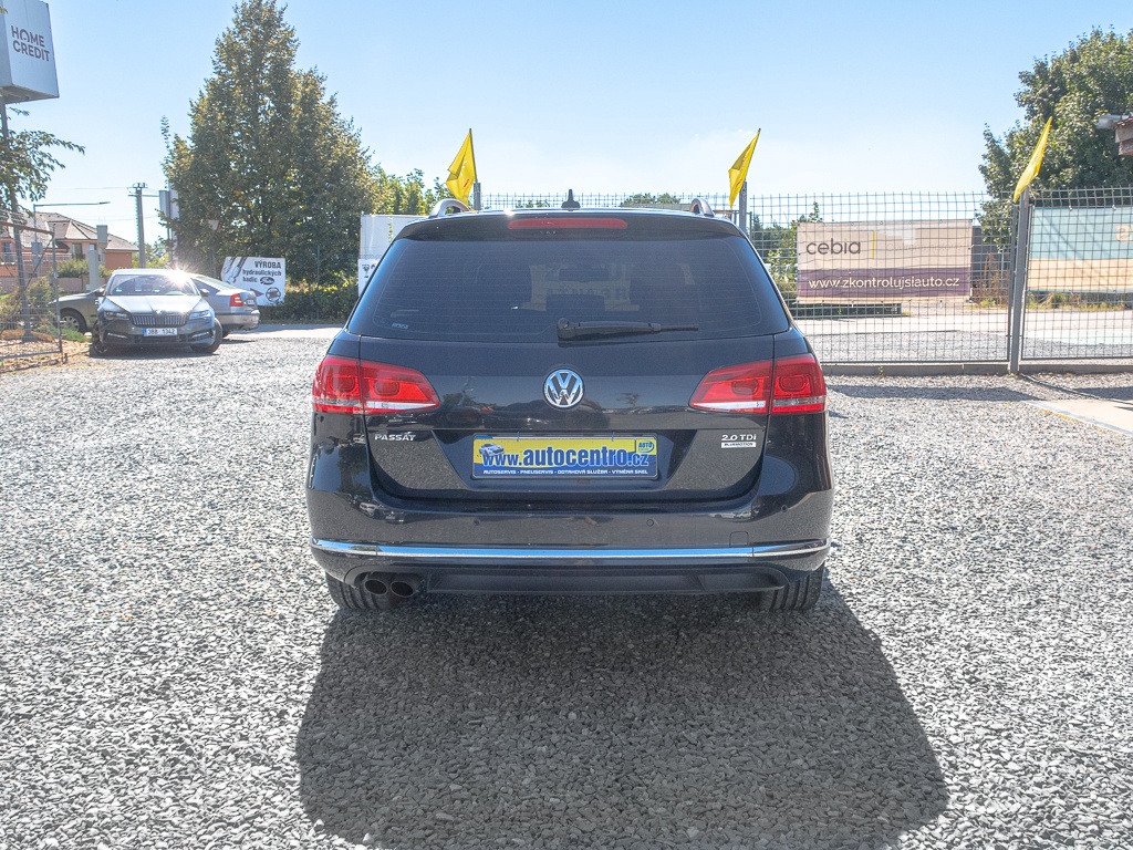 Volkswagen Passat 2.0TDI 103KW CR DSG – NAVI - 4