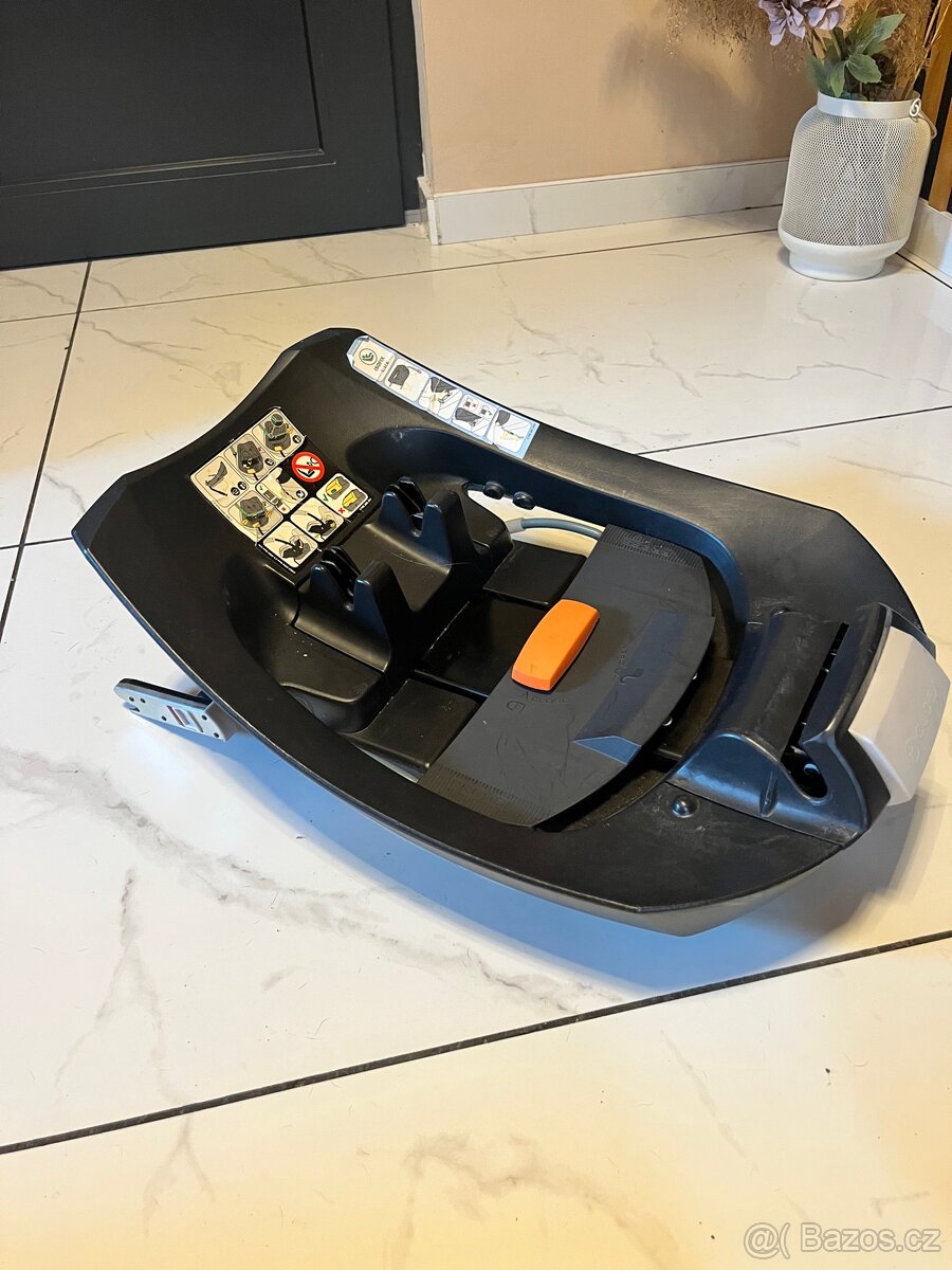 Cybex Aton 5 + základna - 4