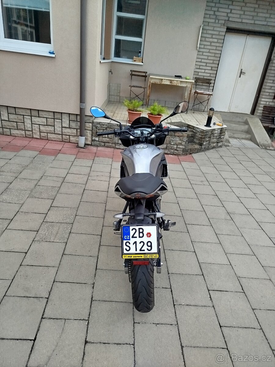 Aprilia Tuono 125 - 4