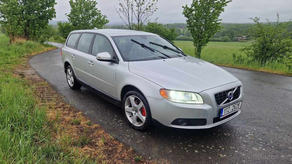 VOLVO V70 - 4