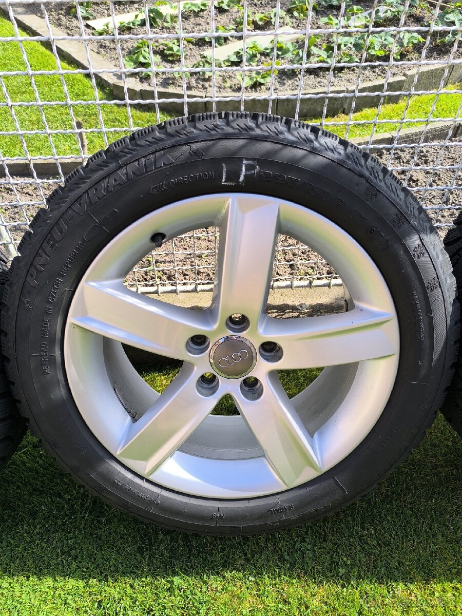 Prodám ALU kola Audi r17 - 4