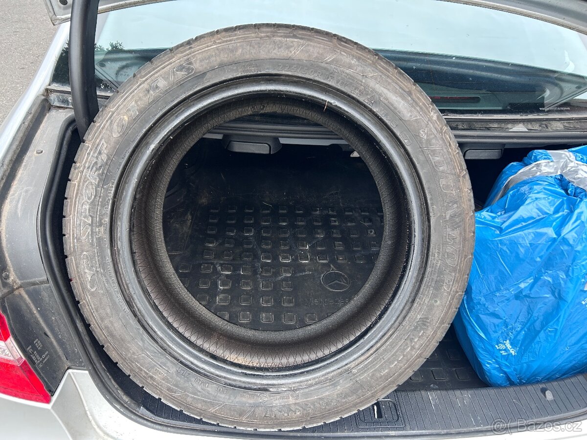 Pneu 225-50 r17 Dunlop - 4