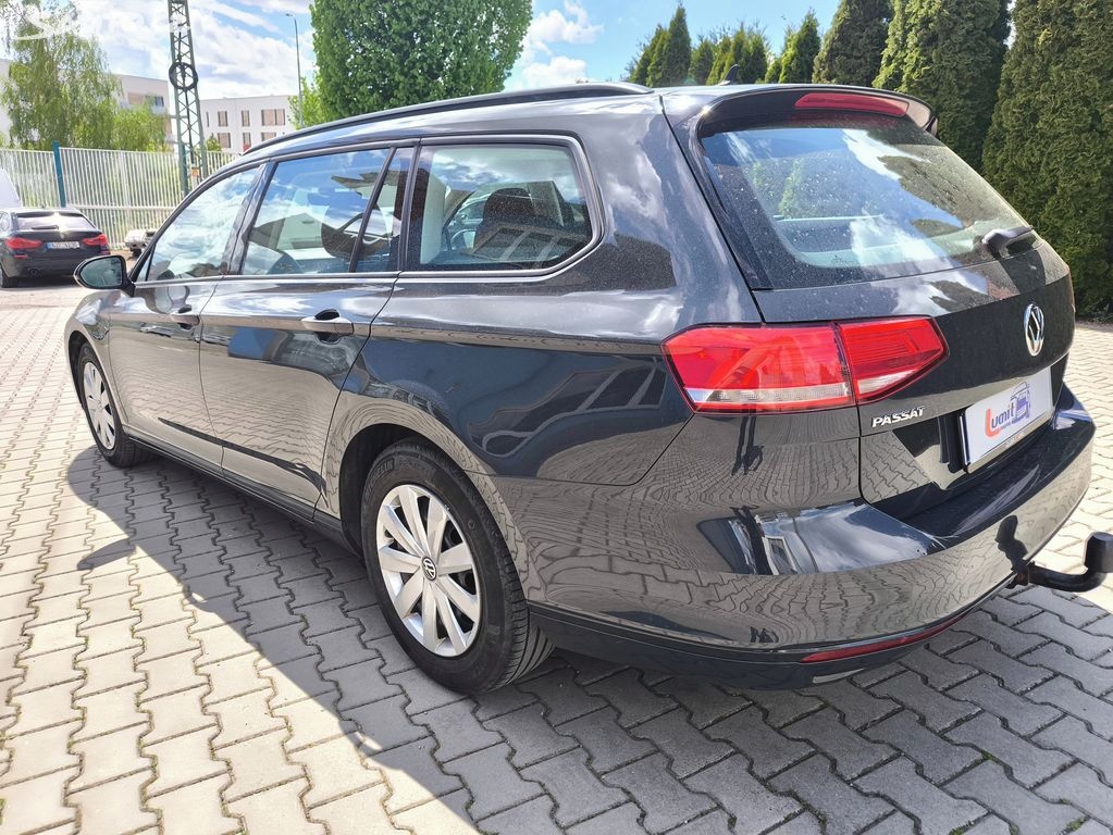 Volkswagen Passat, 2.0 TDi Trendline / ODPOČET DPH - 4