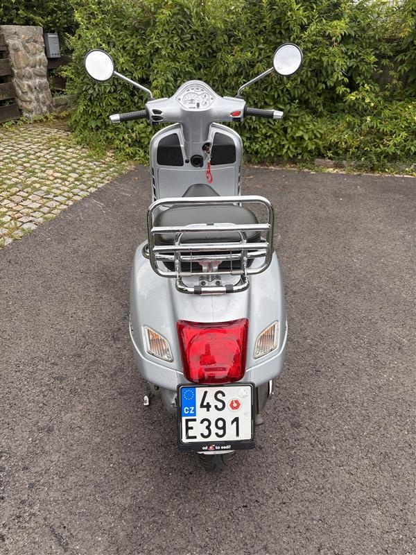Vespa GTS 125 2008 - 4