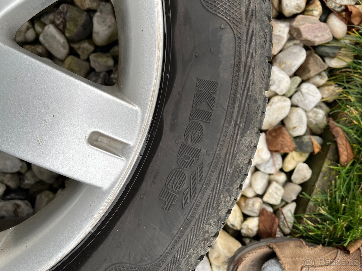 PRODÁM ALU KOLA VW + LETNÍ PNEU - 4