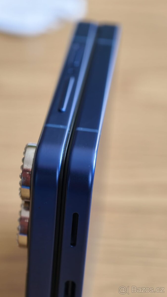 Samsung Galaxy Flip 7 256 Mb - 4