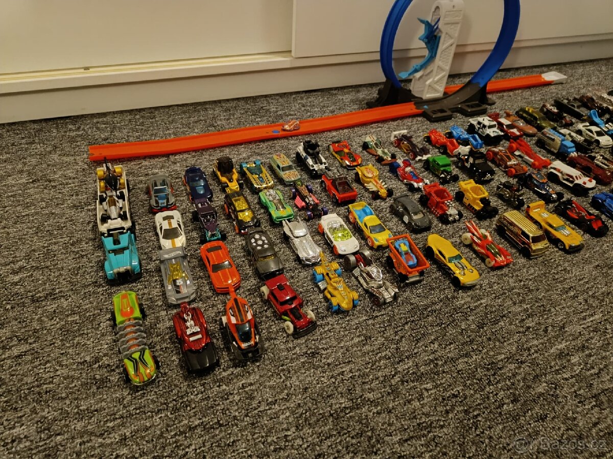 Auta hot wheels - 4