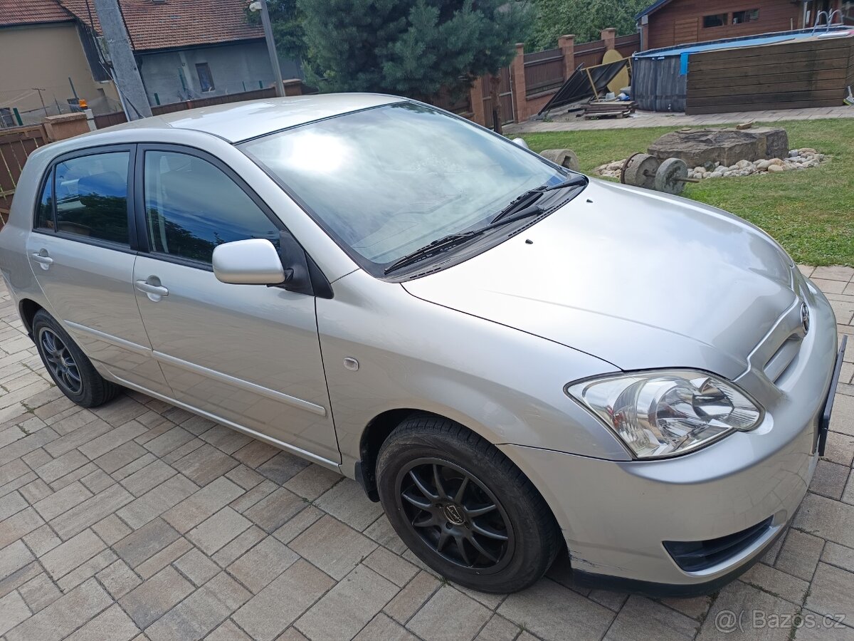 Toyota Corolla - 4