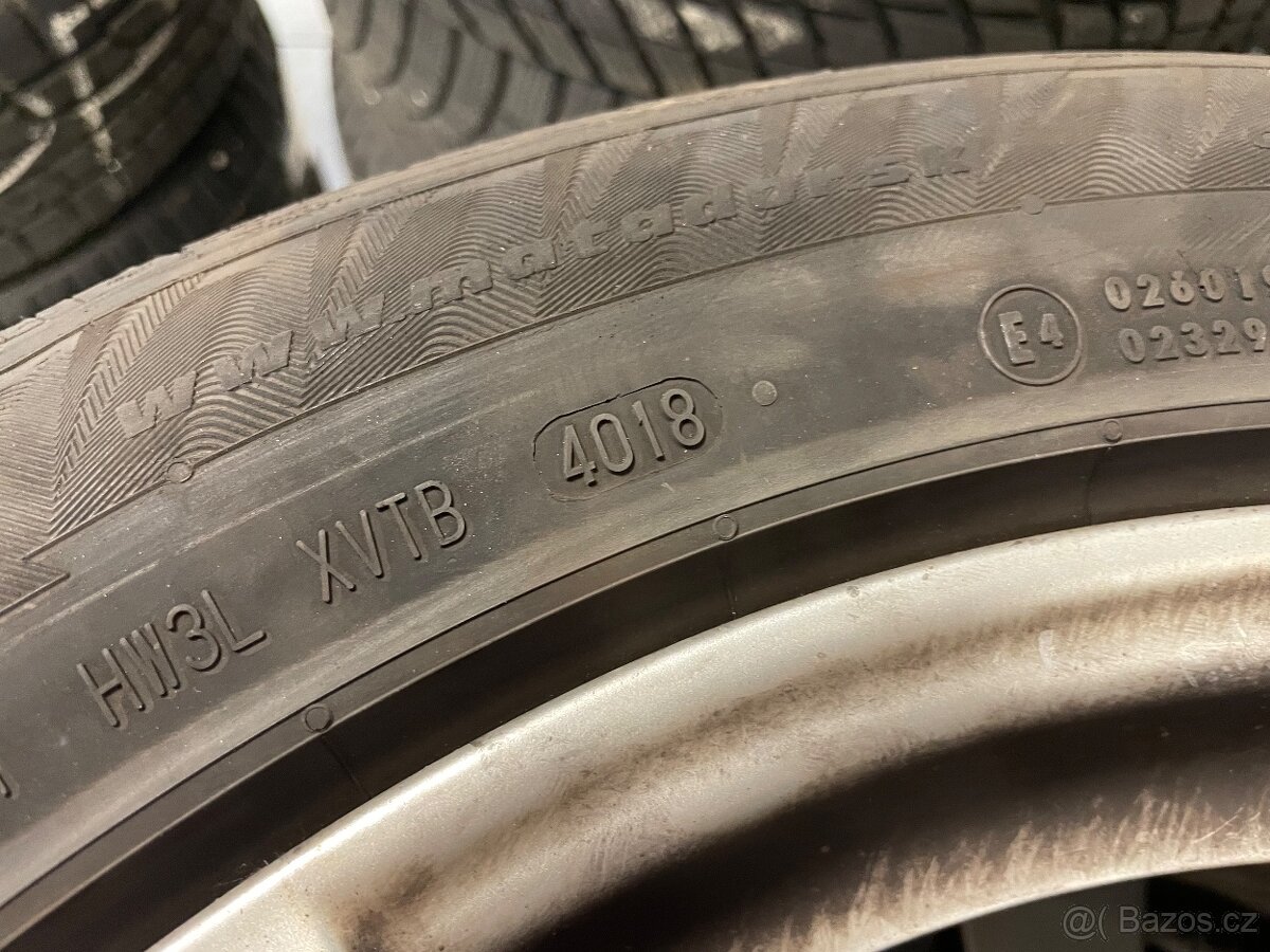 ALU disky DEZENT 5x114,3 ,8jx18 - 4