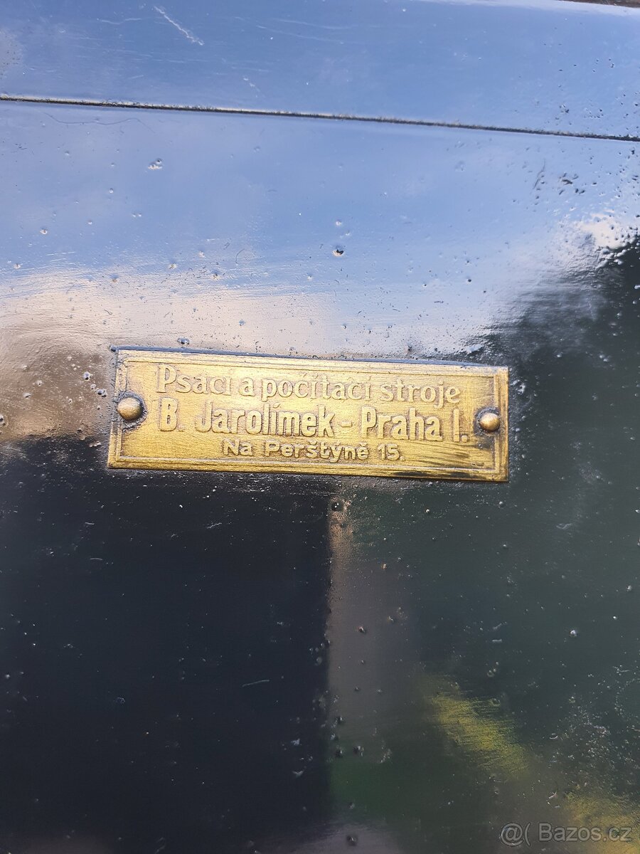 Předválečná kalkulačka - 4