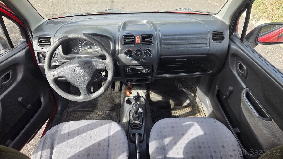 Opel Agila najeto pouze 70.000km - 4