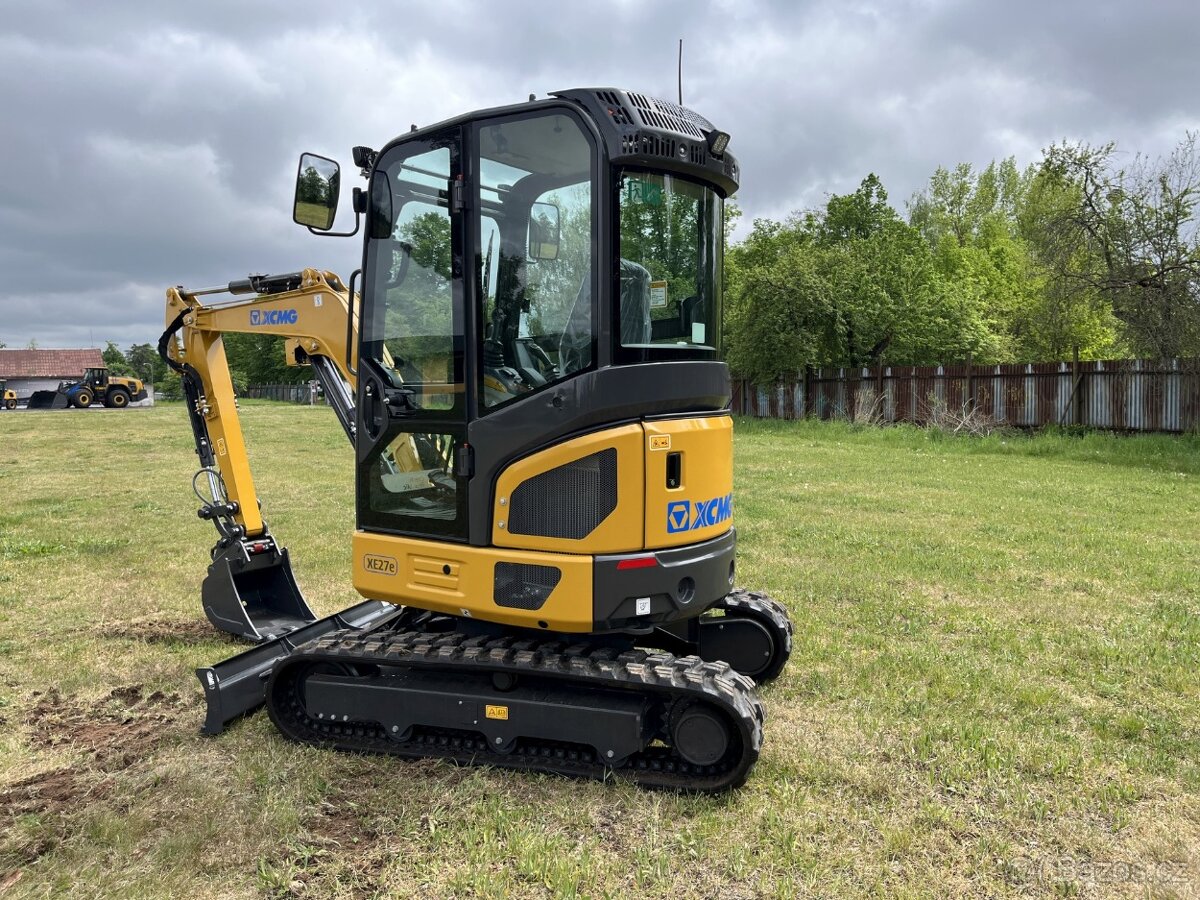 Pásové minirypadlo / bagr XCMG XE27e Pro - 4