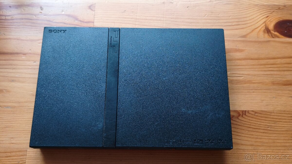 PS2 Slim SCPH-75004 velmi dobrý stav - 4
