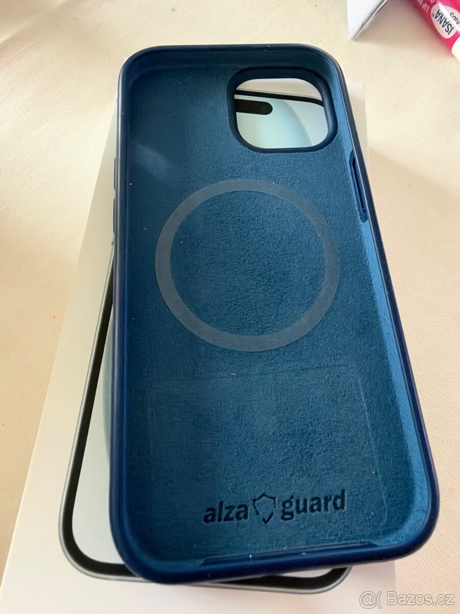 iPhone 15, 128GB světle modrá - 4