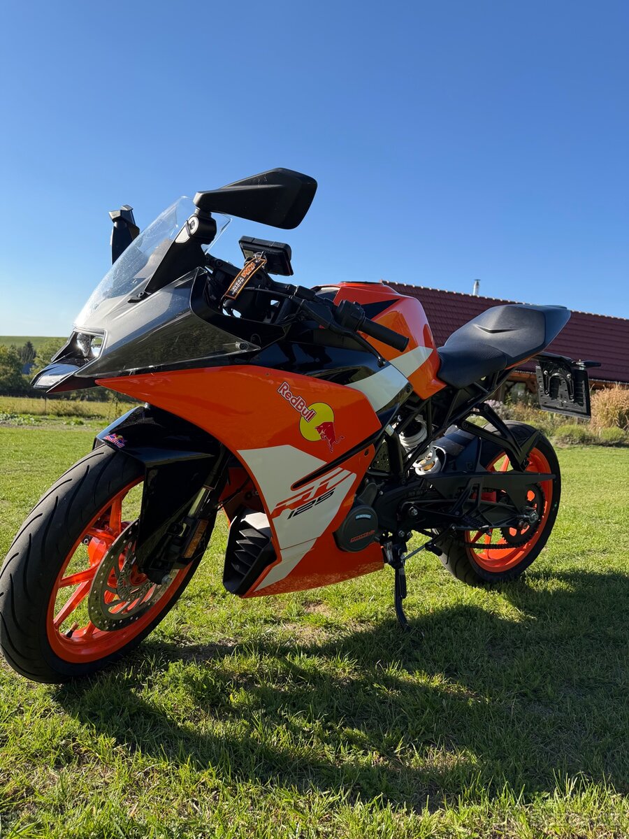 KTM RC 125 - 4