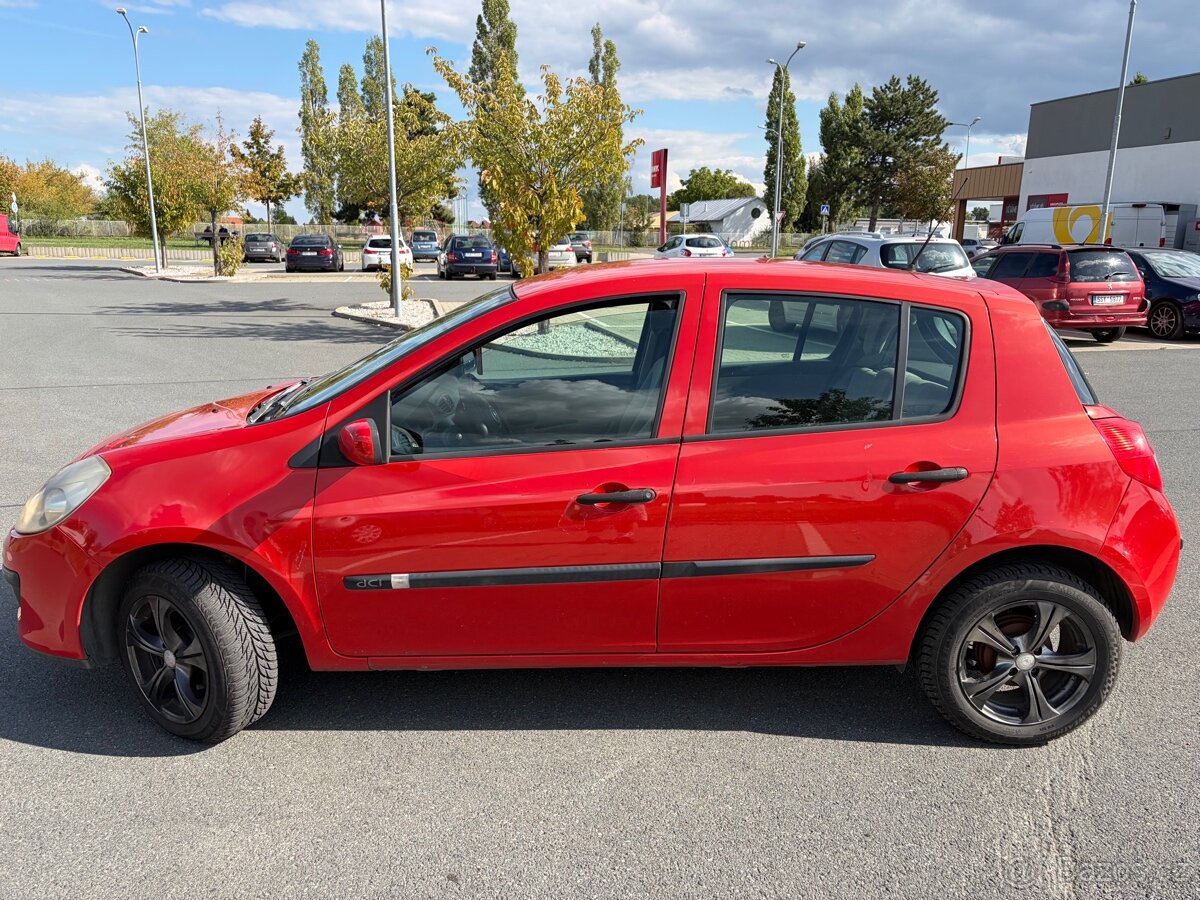 Renault Clio 1.5 DCI 63kw - 4