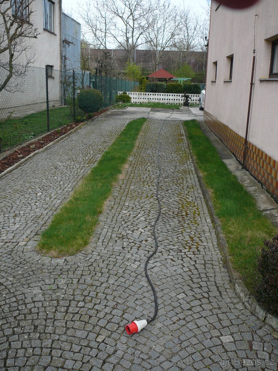 Prodám cirkulárku na 380 voltů - 4