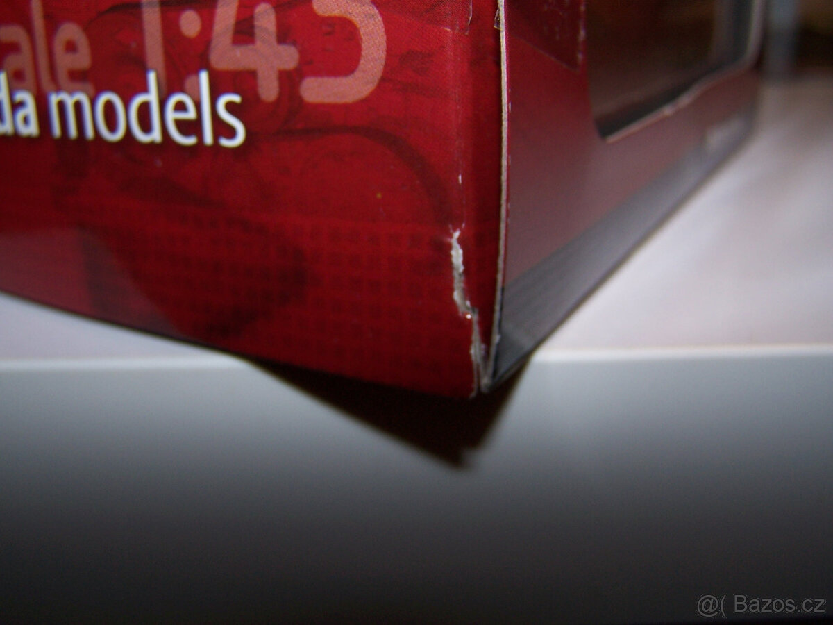 ŠKODA OCTAVIA II Combi MILRAM TDF tour de France 1/43 model - 4