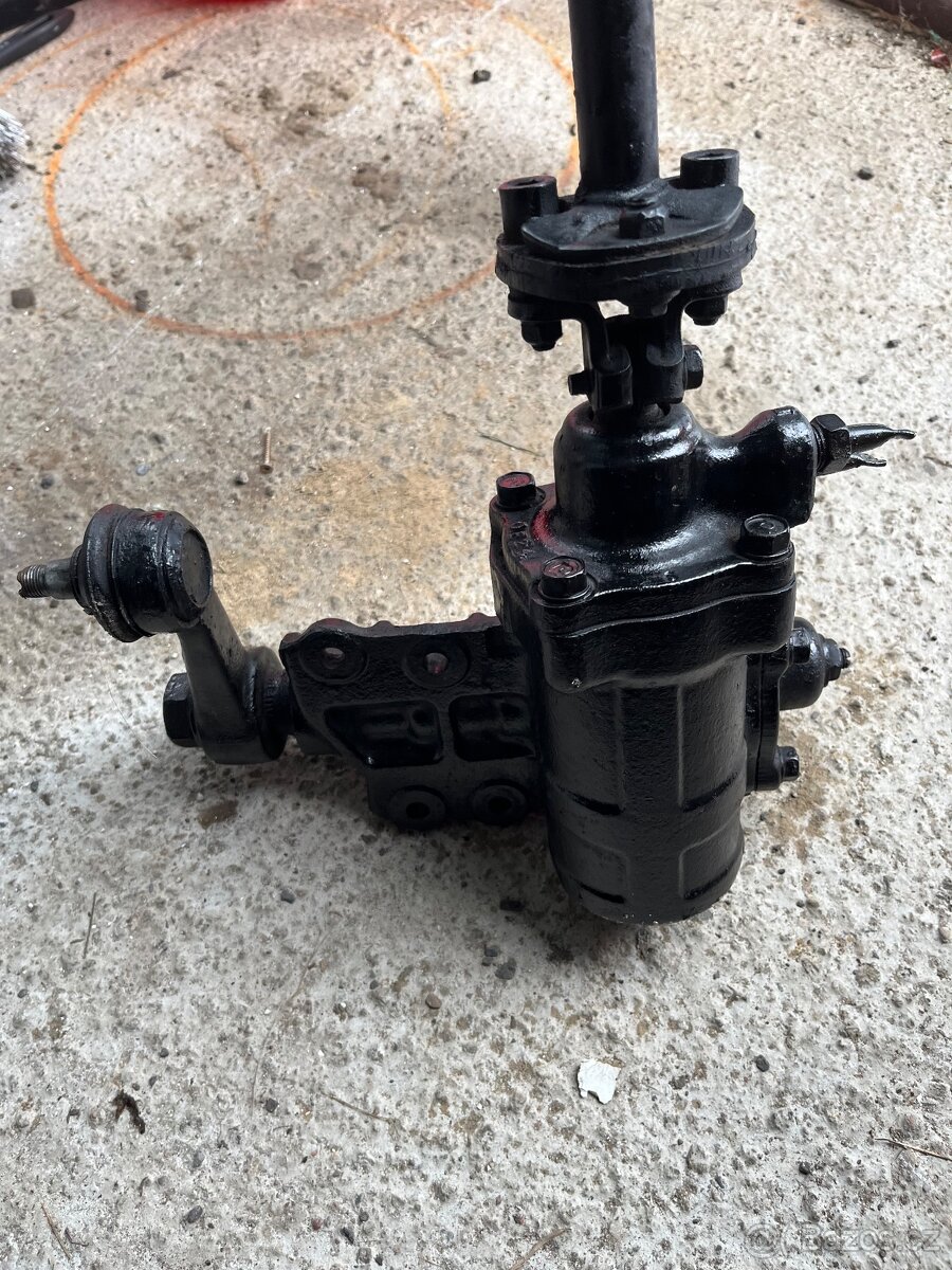 Převodka řízení Mazda b2500 2.5td - 4