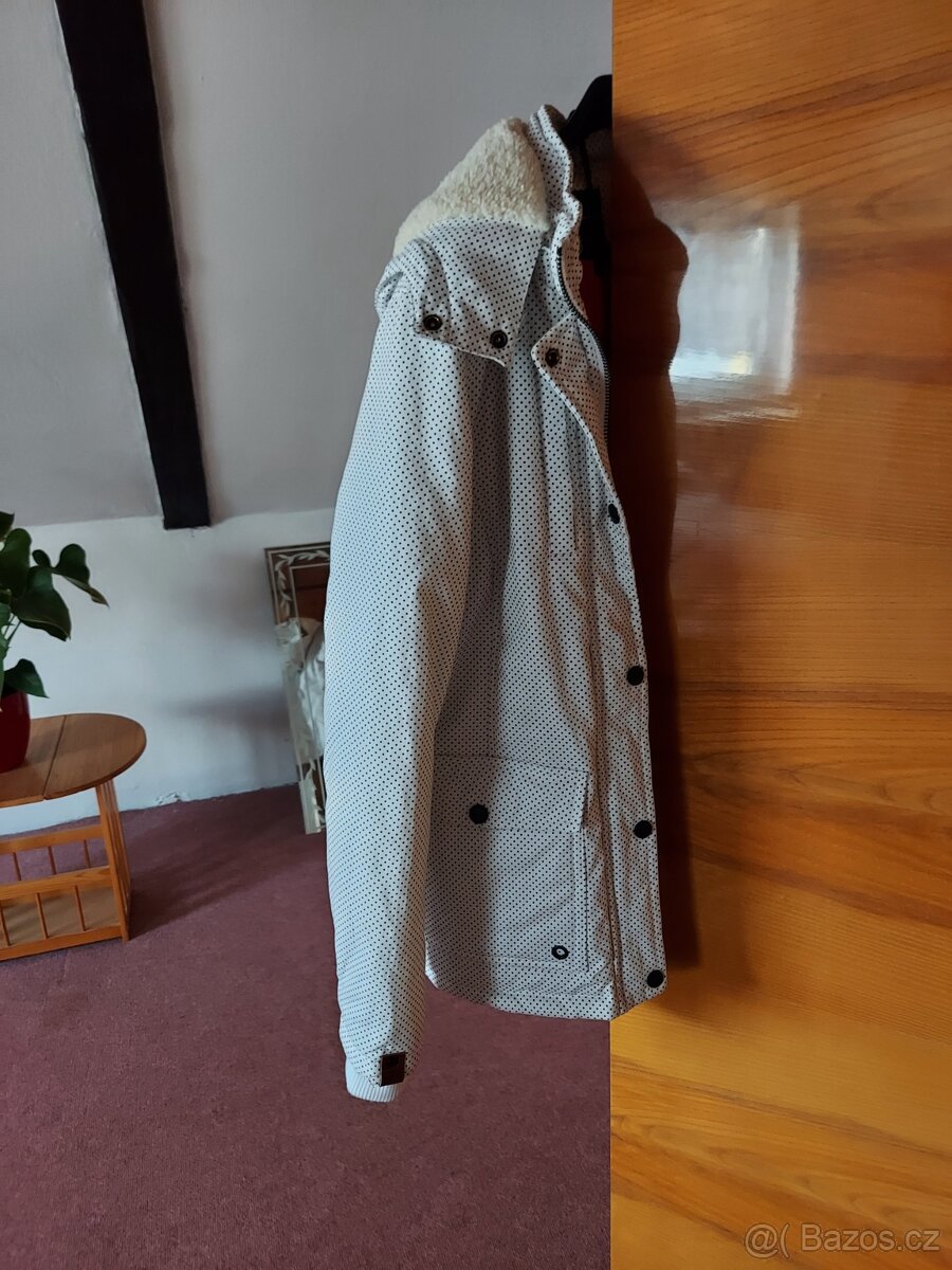 Zimní bunda nová - 4