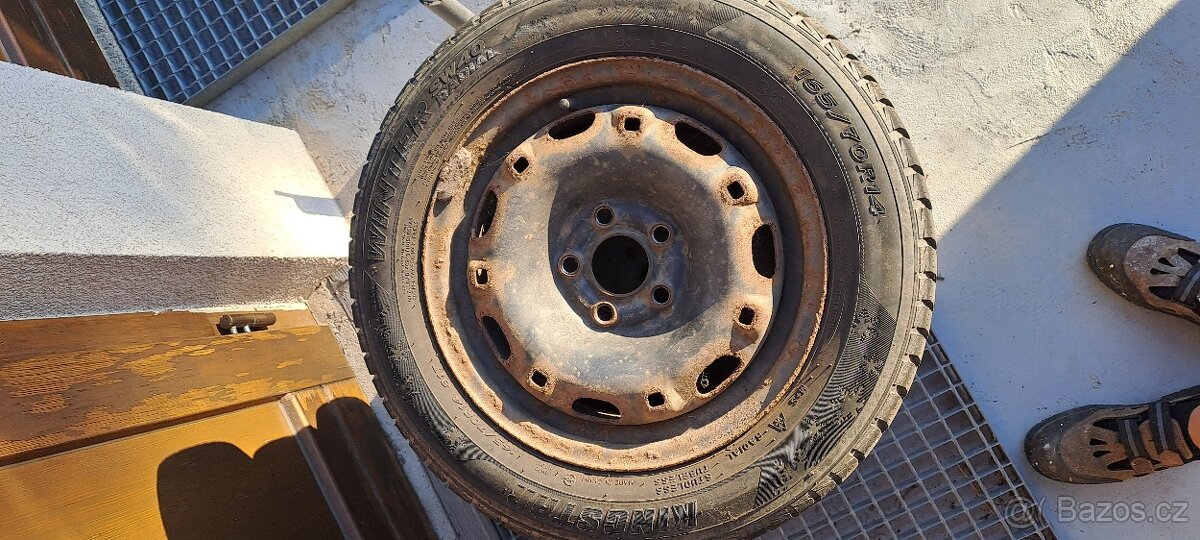 Zimní pneumatiky na discích - 4