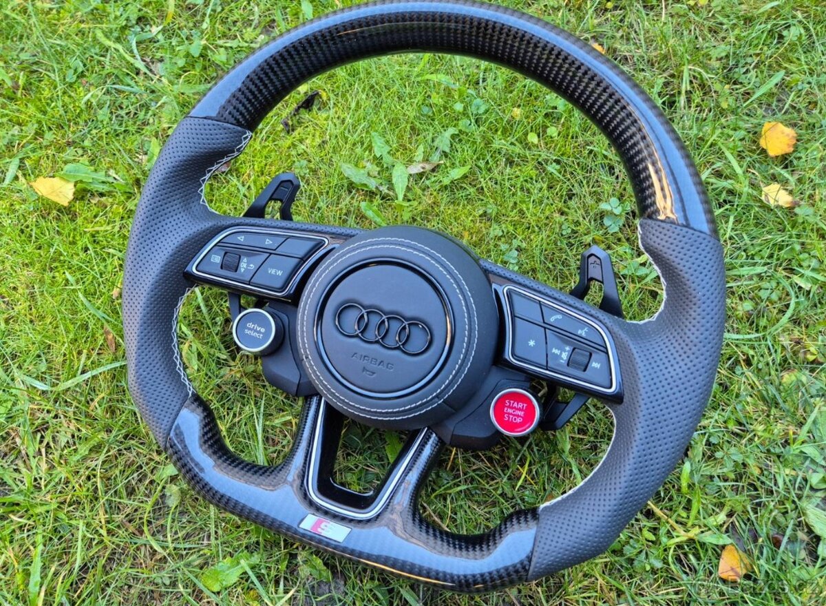 -AUDI R8 VOLANT SPORTOVY START/STOP - DRIVE SELECT - 4