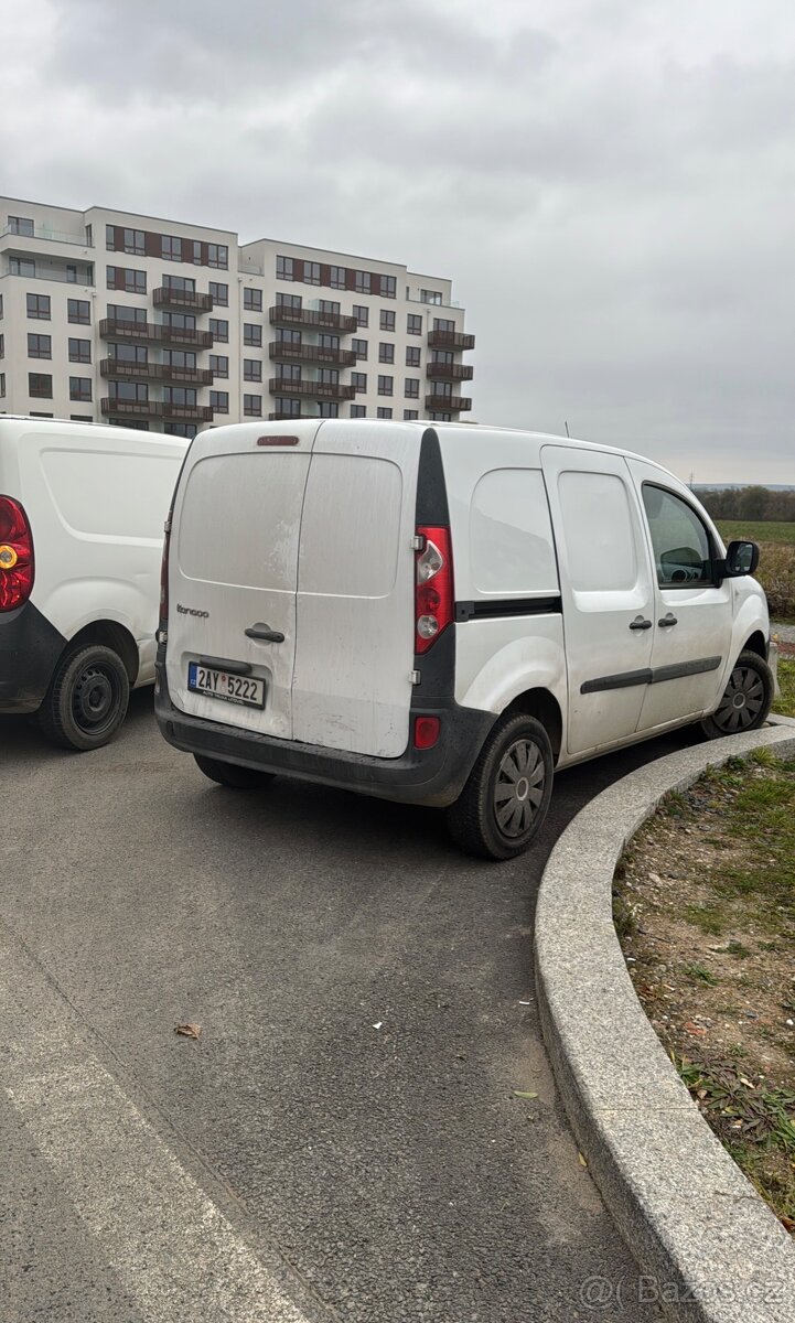 NEJLEVNĚJŠÍ STĚHOVÁNÍ PRAHA - 4