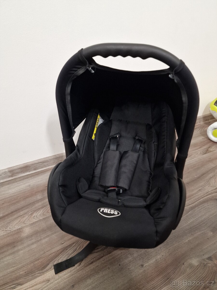 Prodam kočarek,samo odber,v peknem stavy. - 4