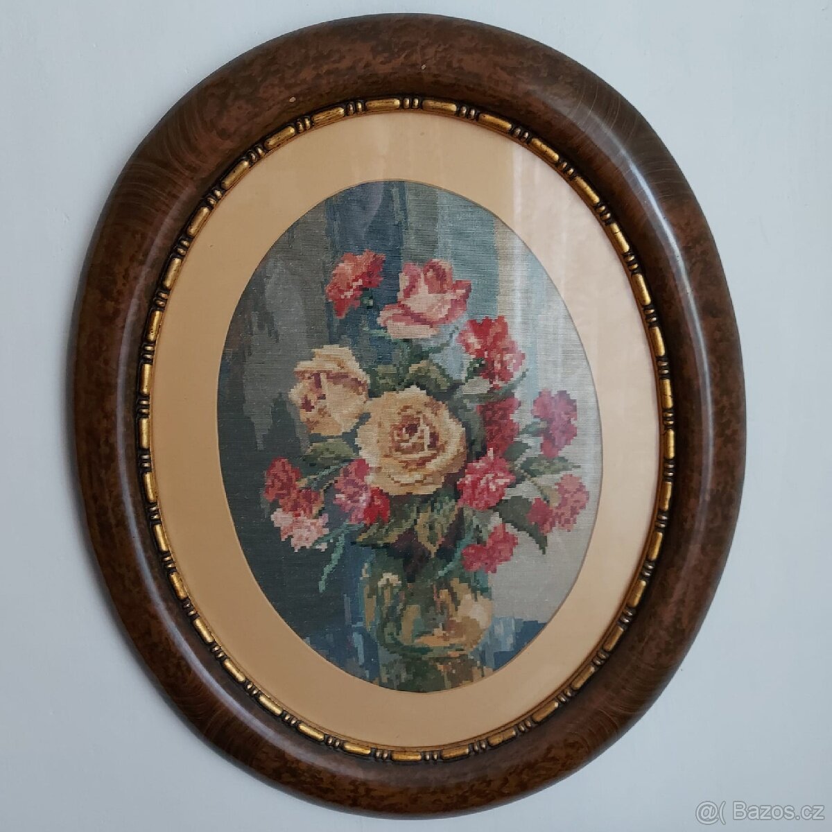 Vyšívané obrazy a zrcadlo - stáří cca 90 let - 4