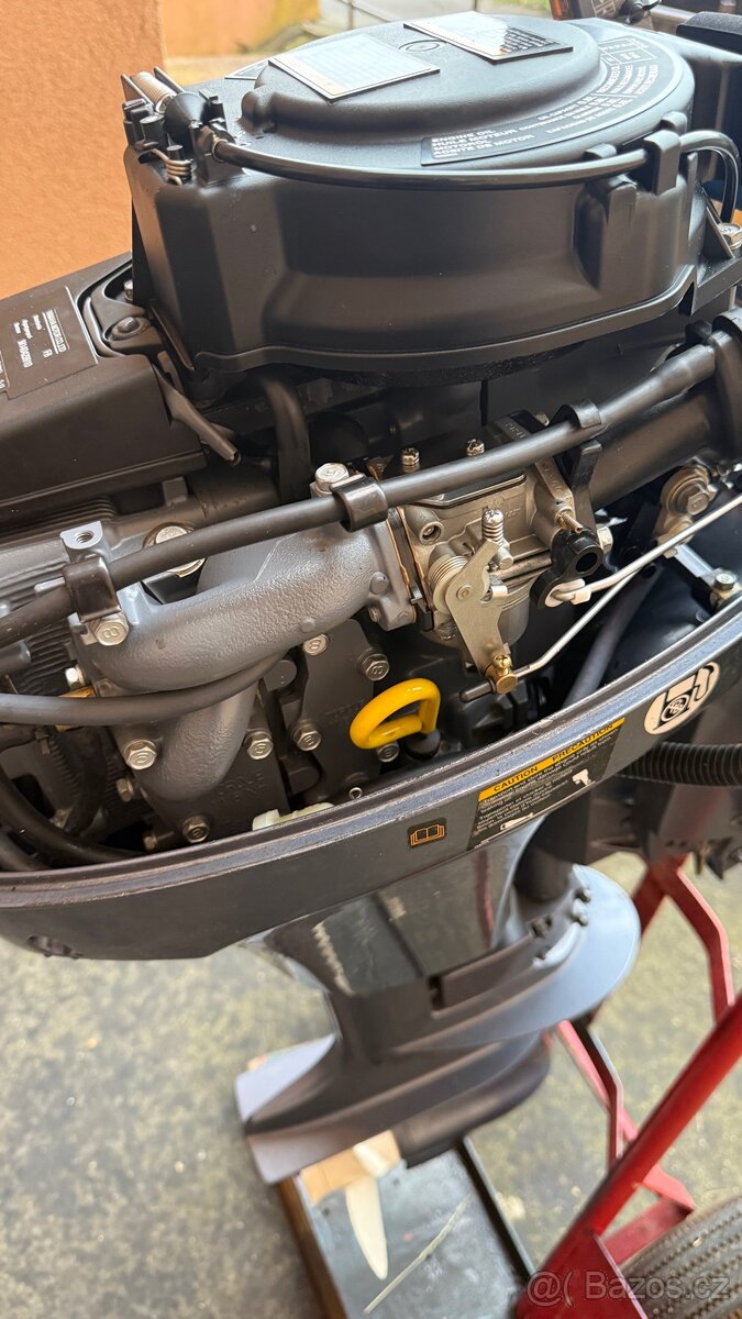 Lodni motor Yamaha 5 (8)hp 4takt 2 valec, top stav - 4