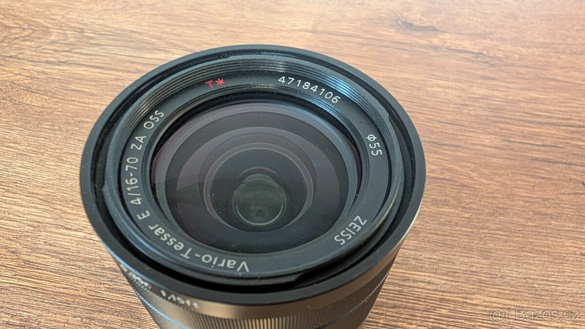 Sony E Zeiss 16-70mm f4 ZA OSS - 4