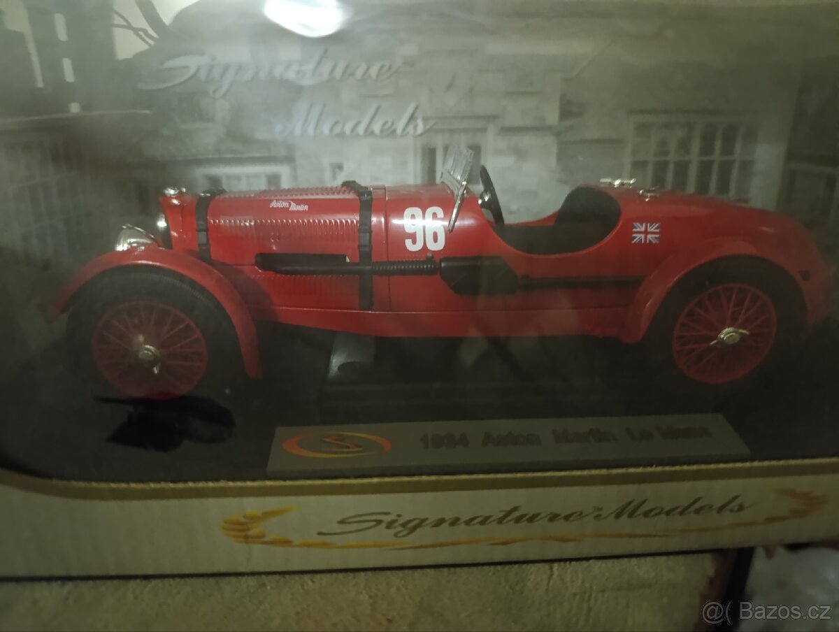 Signatury Models - 4