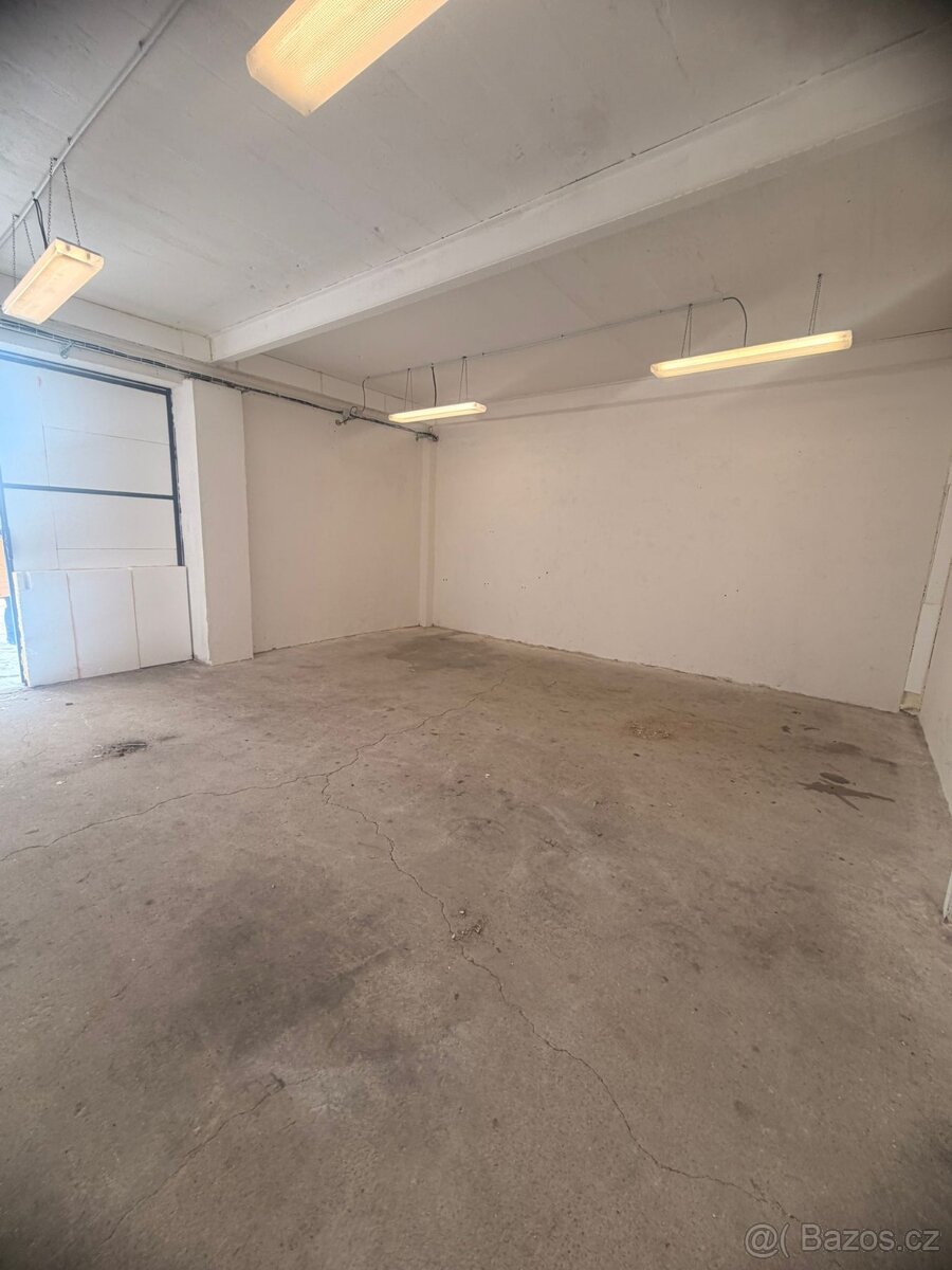 Pronájem garáže Kladno - 4