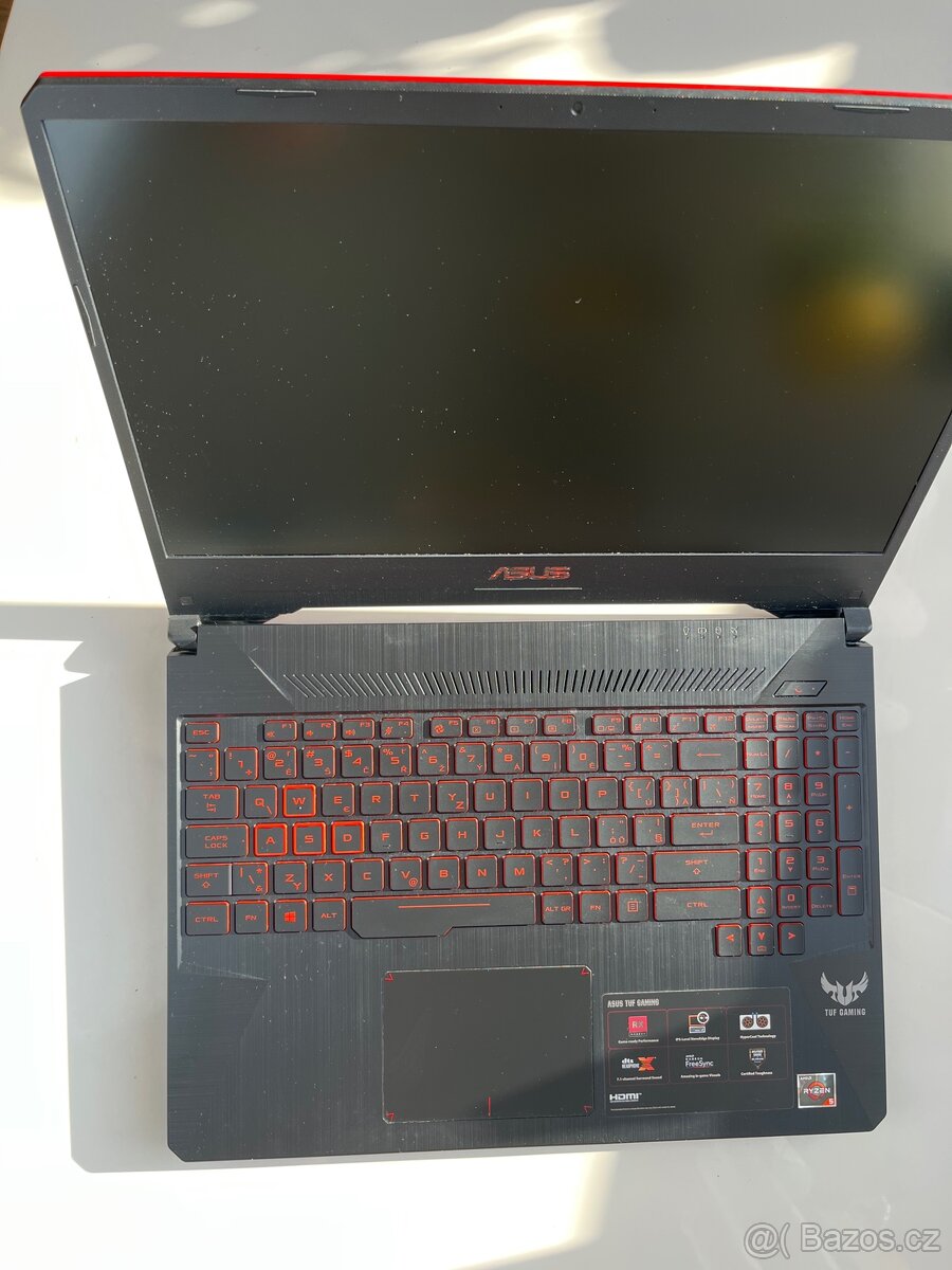 Herní notebook Asus TUF Gaming - 4